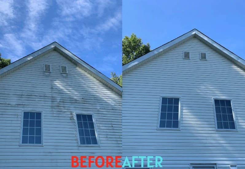 Wickliffe Power Washing professional performing house washing service in Wickliffe