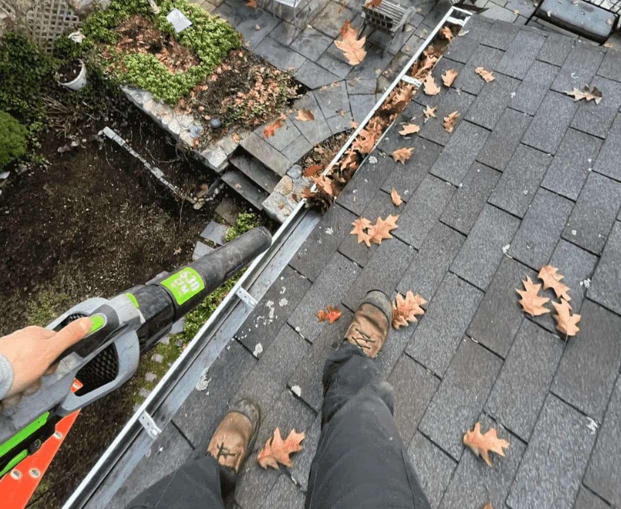 Gutter Cleaning service in Wickliffe, OH